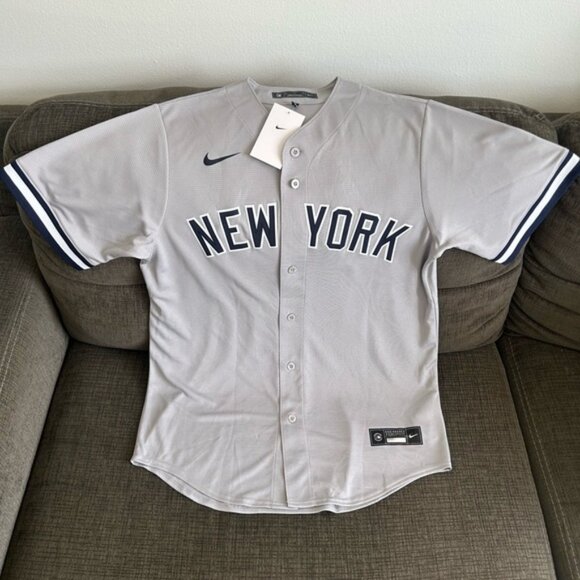 Nike Authentic New York Yankees Derek Jeter #2 Gray MLB Jersey Men’s Sz: M - Picture 1 of 8